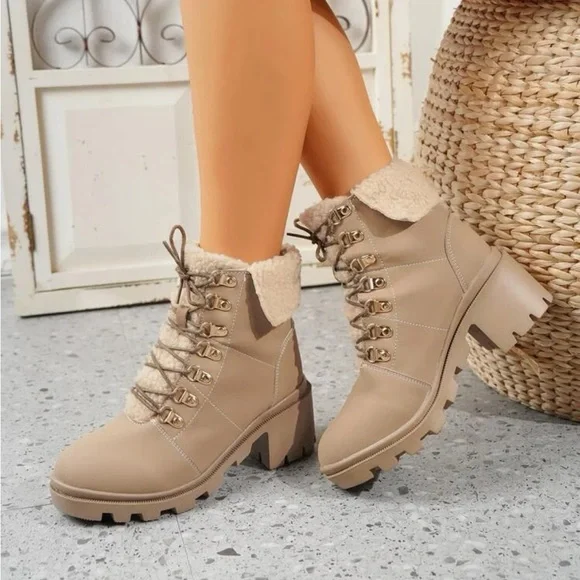 Women Two Tone Lace Up Front Combat Boots Fashion Shoes - Picture 4 of 7